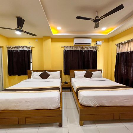 Le Hotel Host Tiruchirappalli Exterior foto