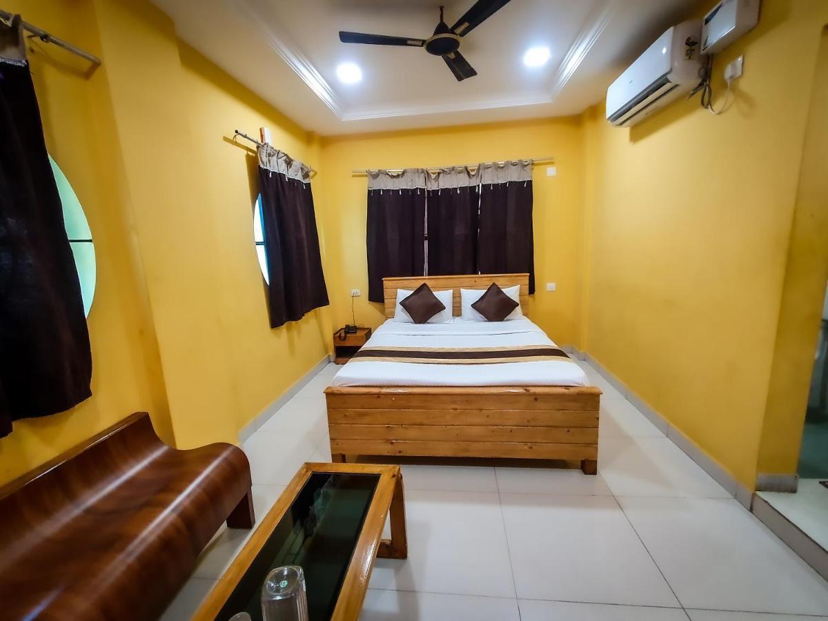 Le Hotel Host Tiruchirappalli Exterior foto